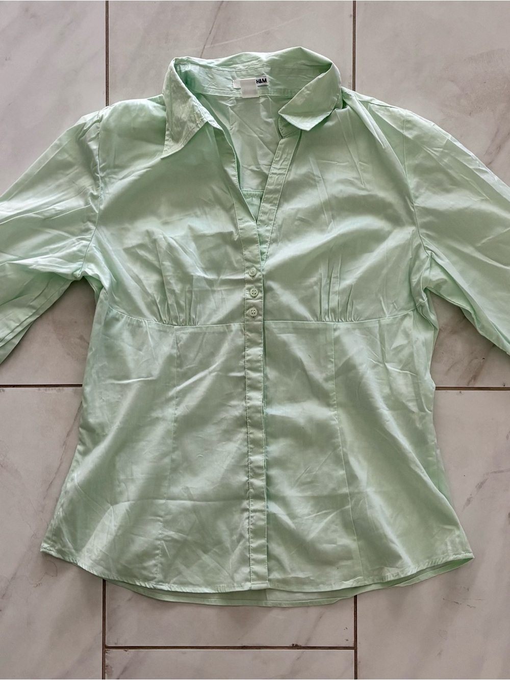 H&M Light Mint Green Button-Front Collared Blouse